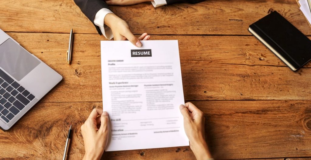 How Resume Services Can Help You Showcase Your Soft Skills Effectively